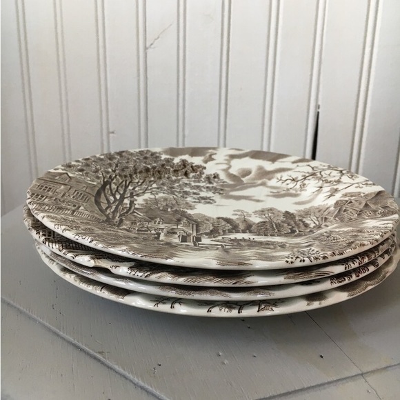 Romantic England gravy boat and plates - Picture 2 of 6